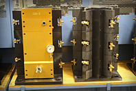 Spindle Actuated Hydraulics (S.A.H.) Spindle Actuated Hydraulics (S.A.H.)